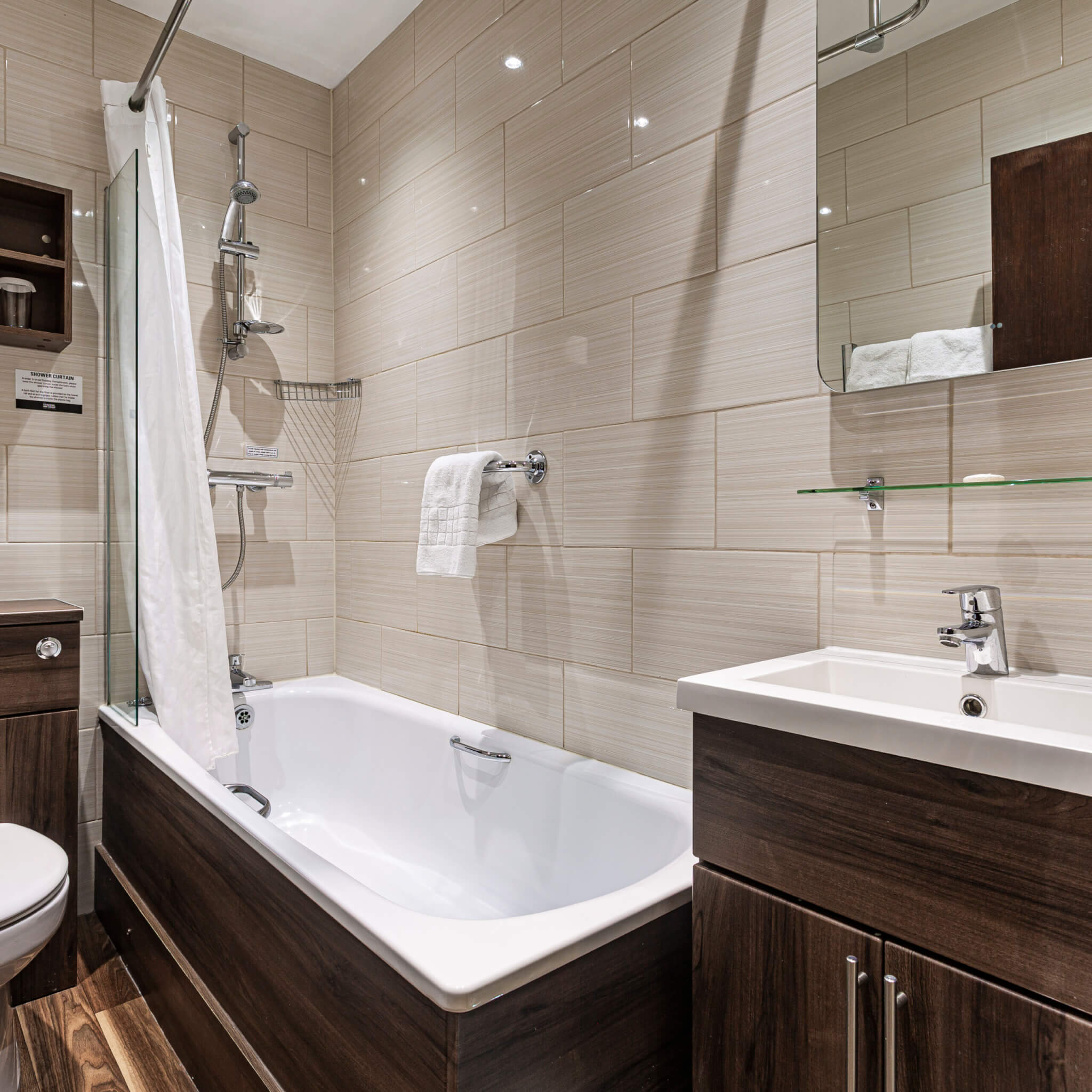 Classic Twin Room Hotel Holmfirth 1 scaled