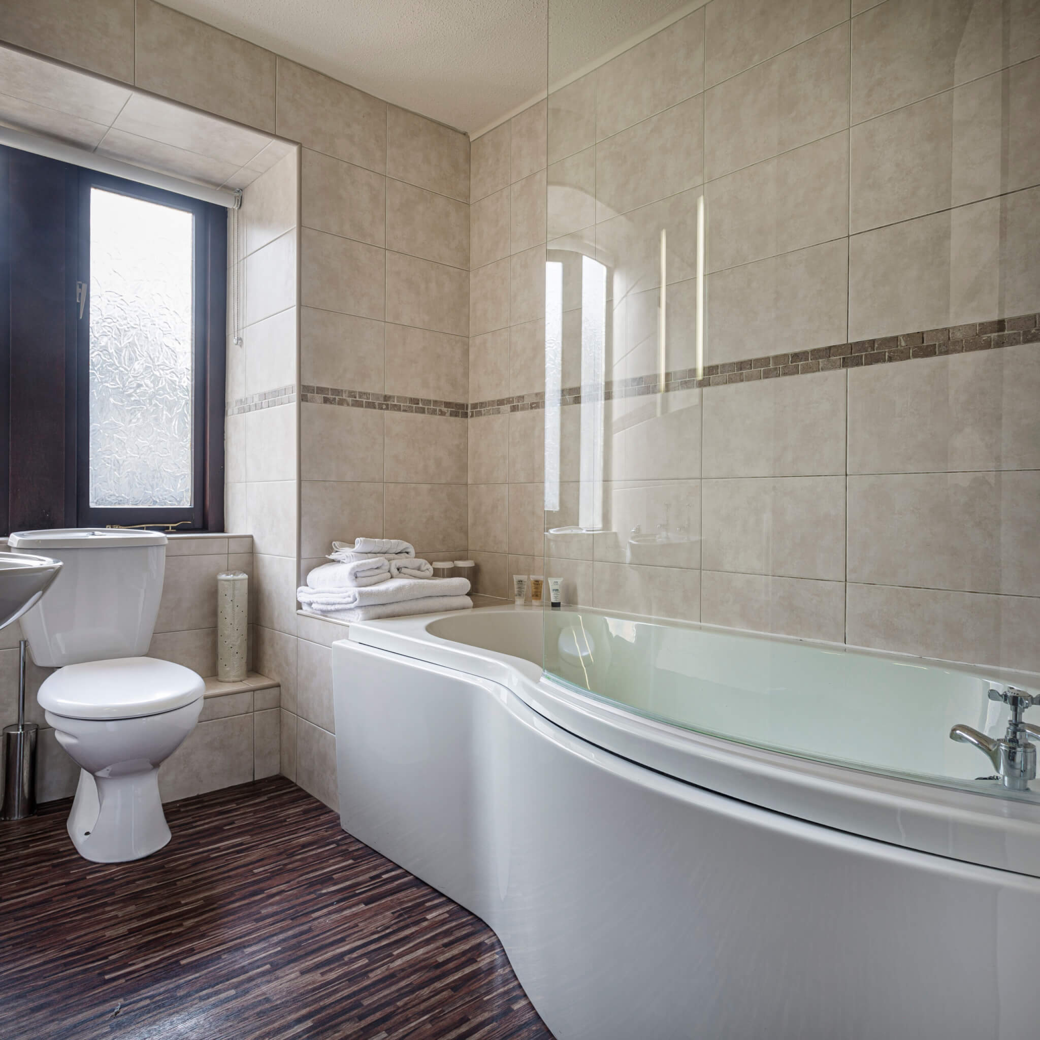 Superior Double Room Hotel Holmfirth 1 scaled